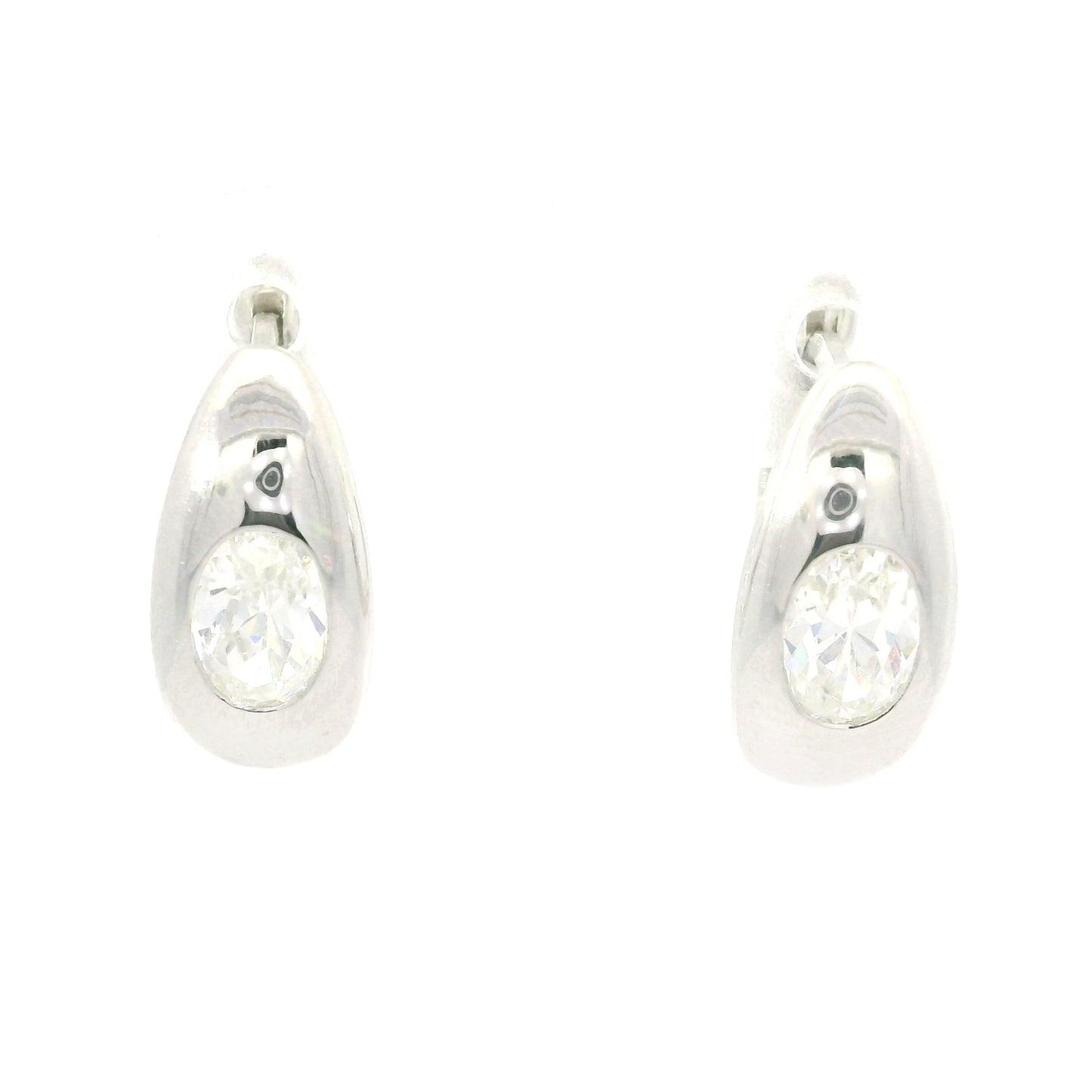 STERLING SILVER DIAMONDLITE CUBIC ZIRCONIA OVAL DOME SHAPED 15MM HUGGIE HOOP EARRINGS