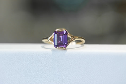 Sapphire Ring